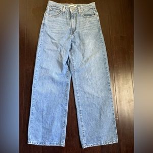 Levi High Wasted Baggy Jeans